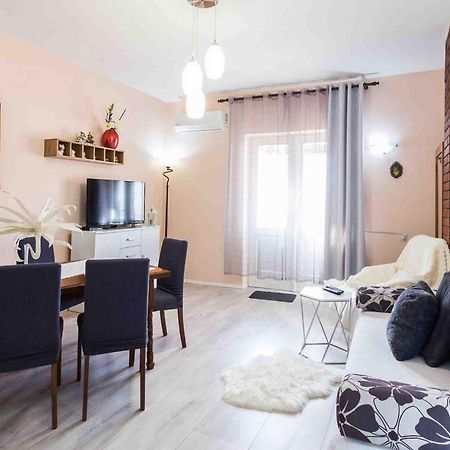Apartments & Rooms Hosana Zadar Phòng bức ảnh